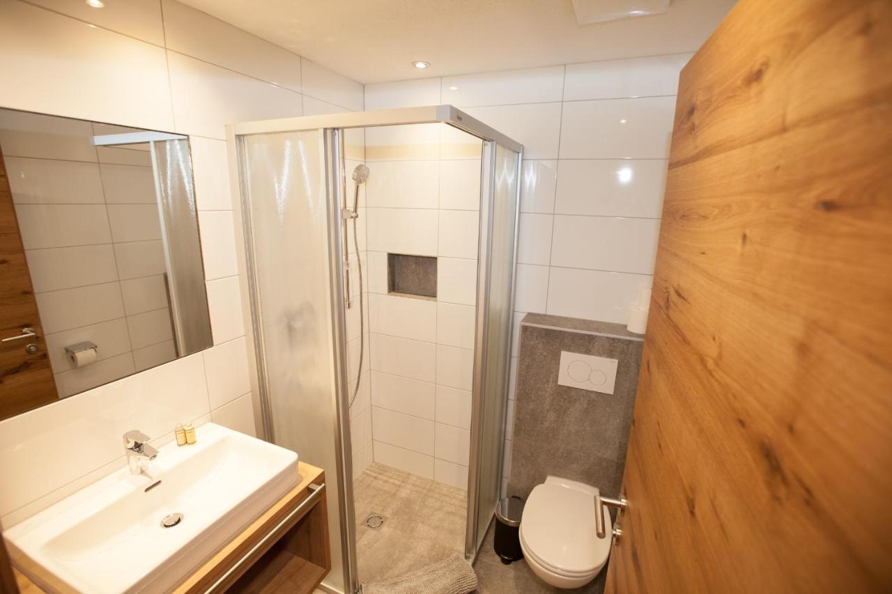 Haus Kuechelspitz Panzió Ischgl Kültér fotó