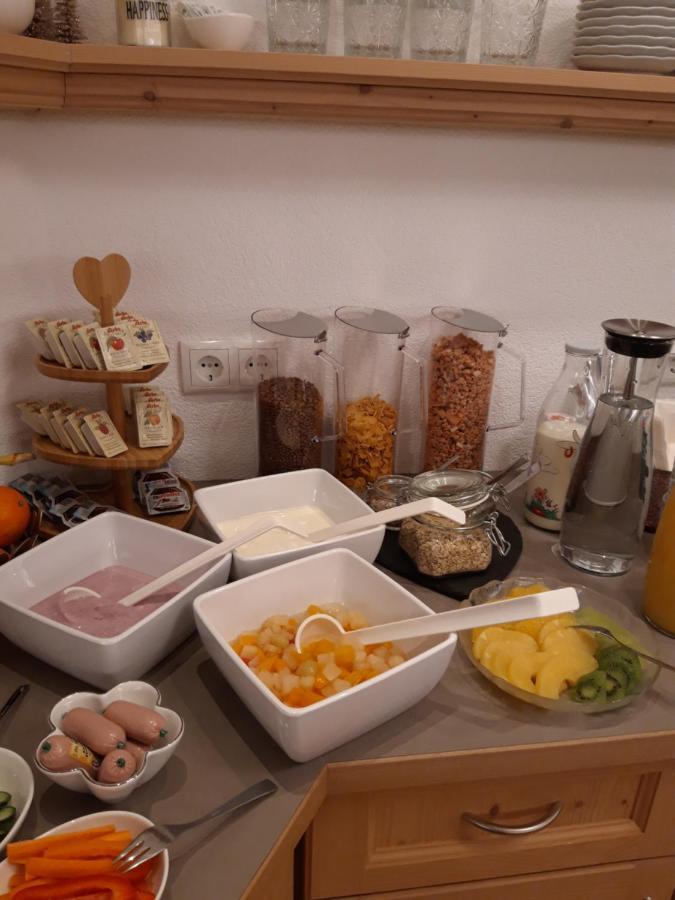 Haus Kuechelspitz Panzió Ischgl Kültér fotó
