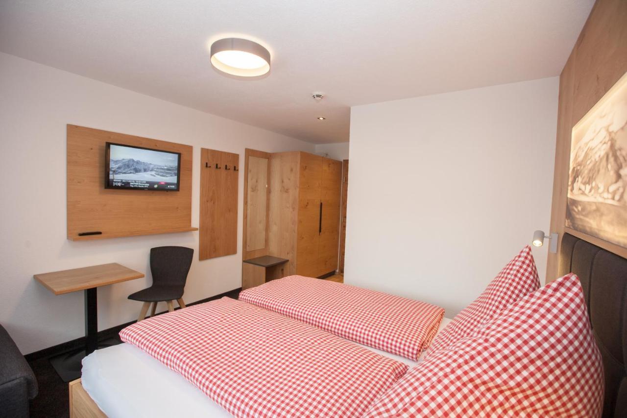 Haus Kuechelspitz Panzió Ischgl Kültér fotó