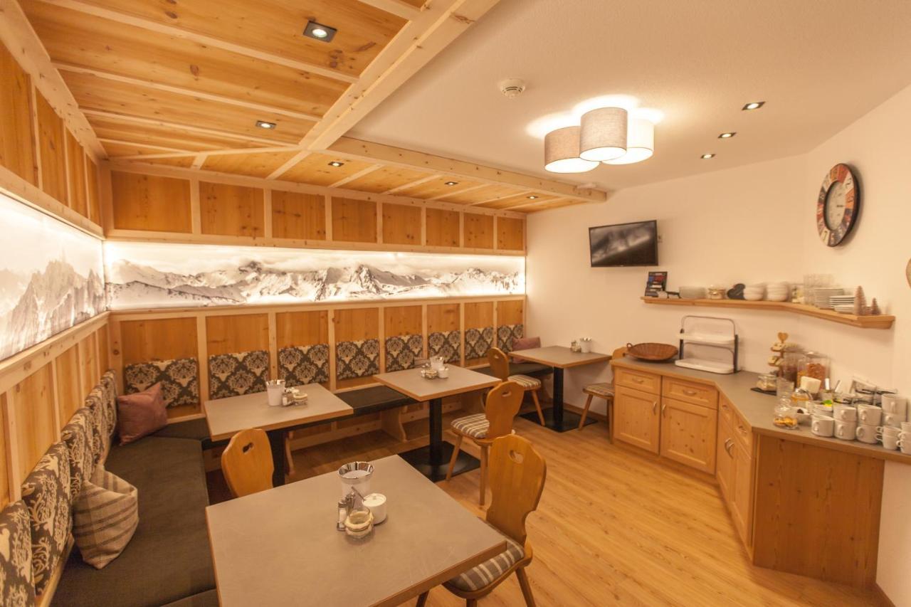 Haus Kuechelspitz Panzió Ischgl Kültér fotó